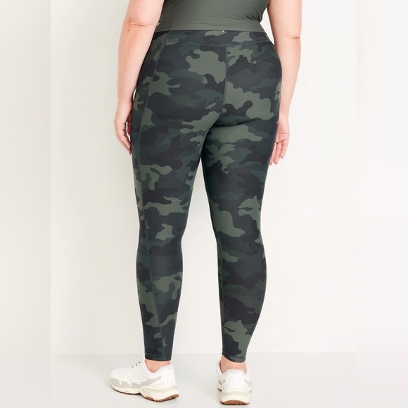 Old Navy Green Camo High-Waisted PowerSoft 7/8 Pocket Leggings Size 3X - Picture 2 of 5